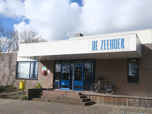 naakt zwemmen