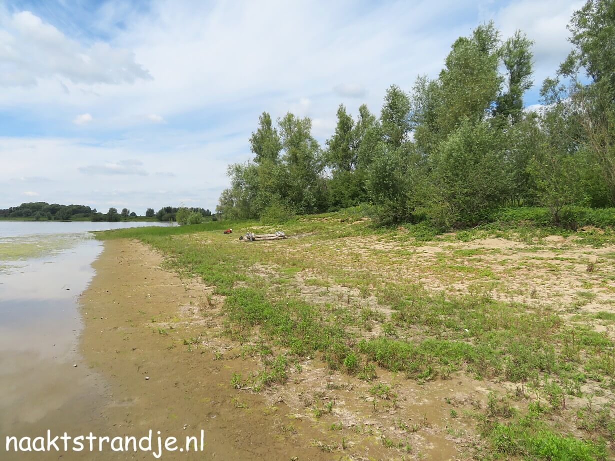 Naaktstrandje