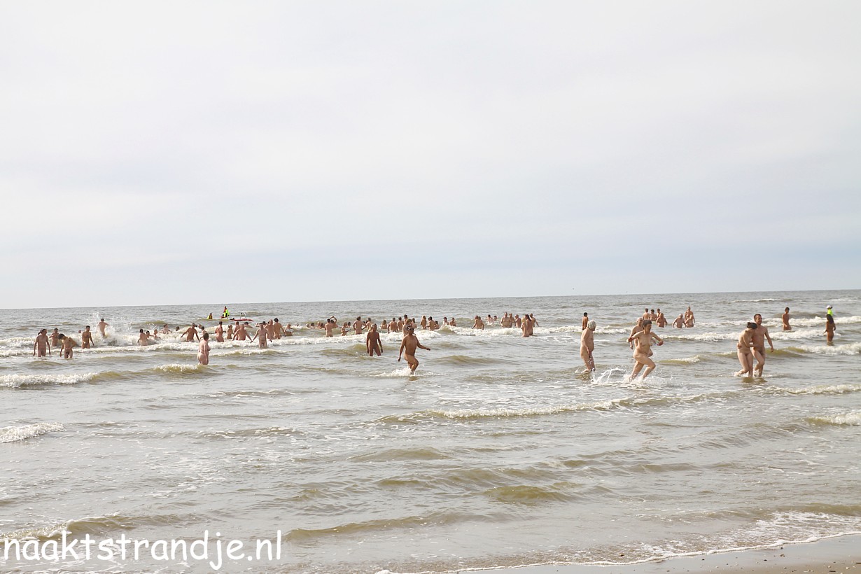 Naaktstrandje